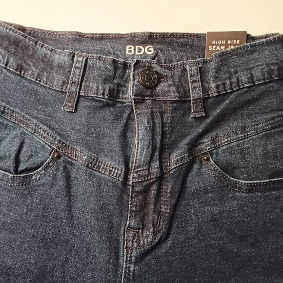 NWT Urban Outfitters BDG High Rise Seam Jean Ankle Size 27 Dark Wash - Picture 4 of 10